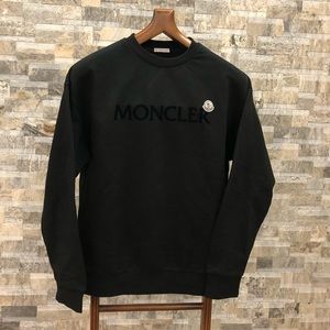 Moncler Logo-Patch Long Sleeve Sweatshirt